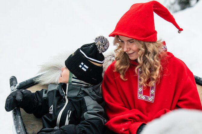 2km Sleigh Ride & Feeding Experience at Traditional Reindeer Farm - Photos, hot drinks, and the cozy hut routine