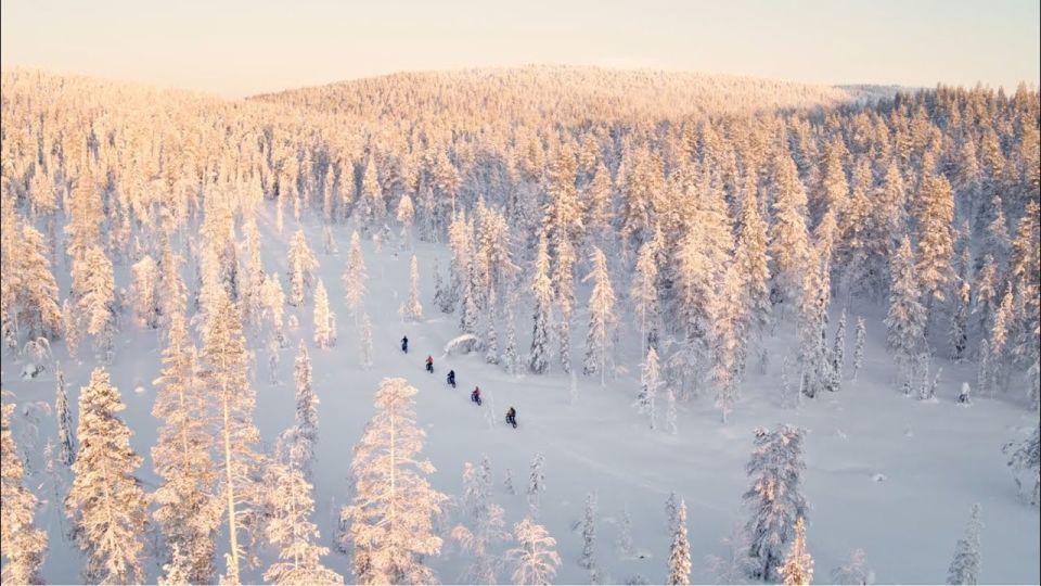 E-FatBike experience in small groups - Meeting at Hostel Cafe Koti and slipping into Ounasvaara
