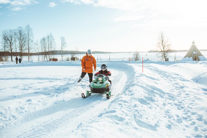 Family Snowmobiling in Rovaniemi, Apukka Resort - The 2.5-hour schedule: from meeting point to returning to Apukka