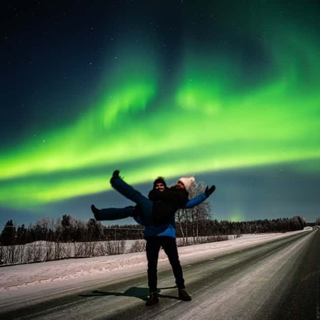From Rovaniemi: Short Aurora Borealis Photography Expedition - From Rovaniemi to darker skies: how the 3-hour night works