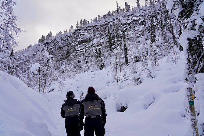 Korouoma Frozen Waterfalls Hike - What’s included: gear, food, and drinks that help you stay outside longer