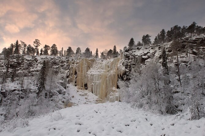 Korouoma national park and frozen waterfalls hiking tour - Frozen Waterfalls in Korouoma: the “Snow Globe” feeling