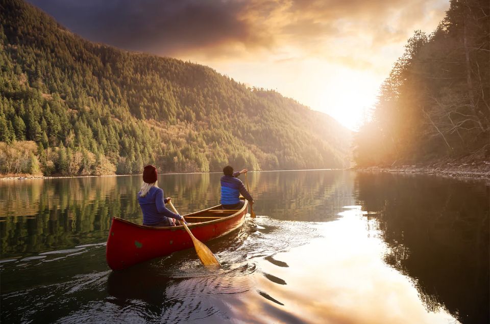 Lapland: Canoeing Trip with Reindeer and Husky Farm Tour - Guided canoeing on a lake: safe, relaxed, and actually doable