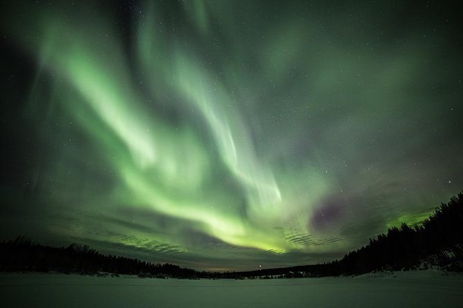 Northern Lights Hunt from Rovaniemi with Folk Tales and Snacks over Campfire - How the 9:30 pm timing works in Rovaniemi