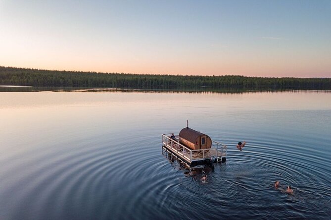 Private Traditional Finnish Sauna Boat Scenic River Cruise - Drinks and simple comforts: blueberry juice and the down-time you need