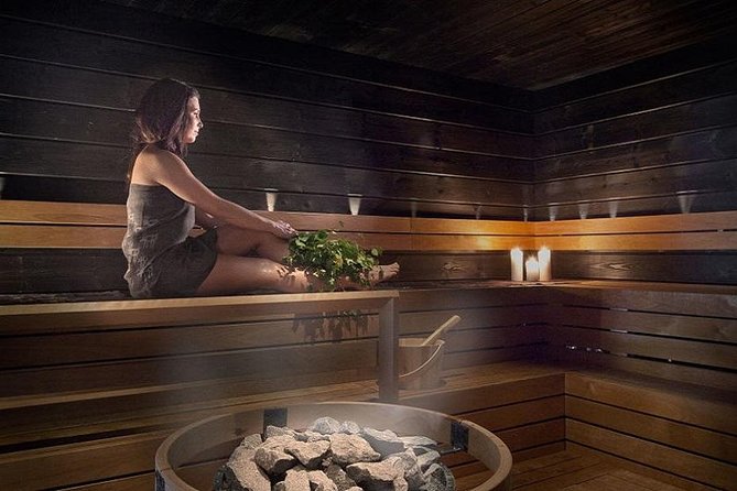Private Traditional Lakeside Sauna with Midnight Sun - Rovaniemi at 9pm: Midnight-sun sauna timing you can actually use