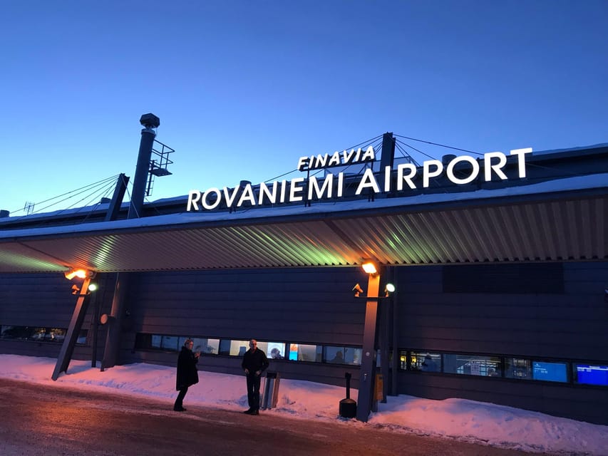 Private Transfer Rovaniemi - Kiruna - Ride comfort in a Lapland minivan (and how to pack for it)