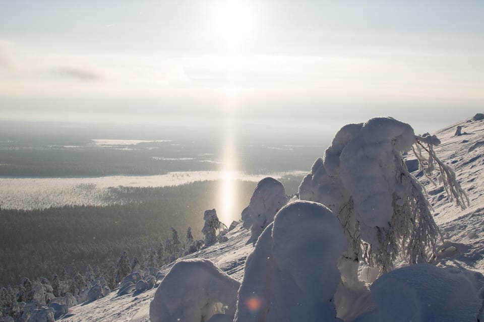 Pyhätunturi: Scenic Snowshoeing Tour in Finnish Lapland - Starting at Bliss Adventure: gear, briefing, and a calm start