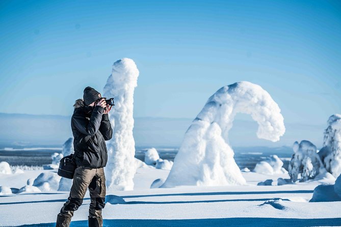 Riisitunturi wilderness adventure - Lunch, hot drinks, and warm gear that keeps you comfortable