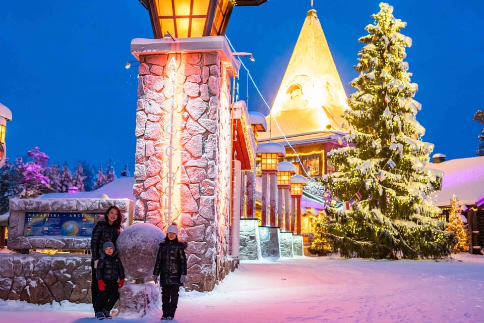 Rovaniemi: Private Pro Photoshoot in Santa Claus Village - The emailed results: 20–30 edited photos delivered to your inbox