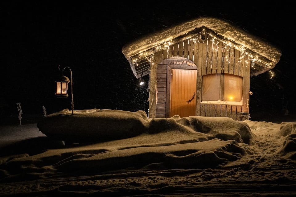 Rovaniemi: Private Sauna and Ice Swimming Tour with Snacks - Why This Rovaniemi Sauna-and-Ice Routine Feels So Purposeful