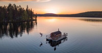Rovaniemi: Sauna Boat Scenic Lake Cruise - The Floating Sauna Boat: What You’ll Notice First