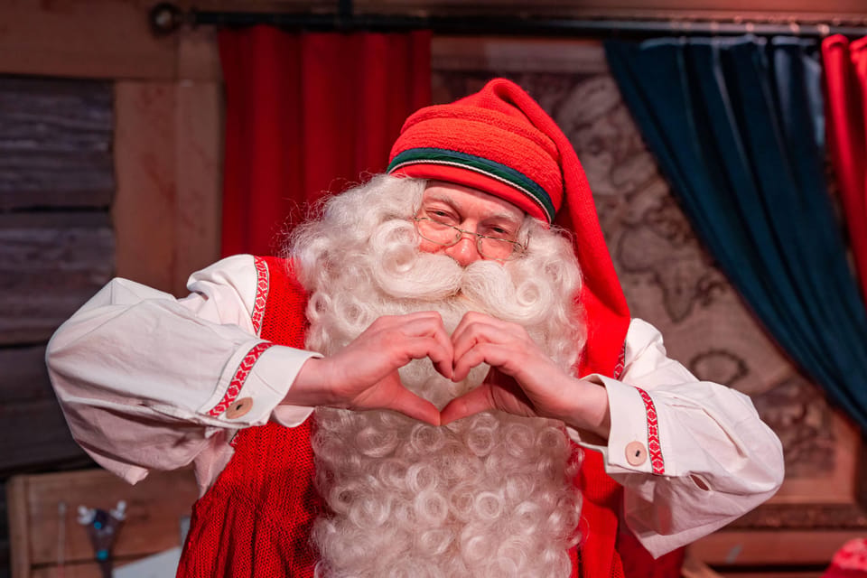 Rovaniemi: Tour to Santa Claus Village with Hotel pick up - Rovaniemi Hotel Pickup to Santa Claus Village: the real value of the transport