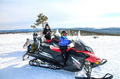 Snowmobile Driving - Morning start - Lapland Welcome gear, transport, and safety: the stuff that saves your trip