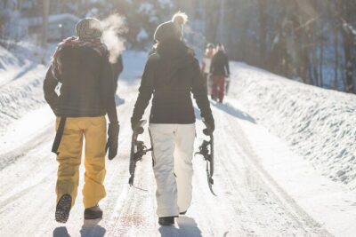 Snowshoeing tour with Wild Lunch - Warming Up in a Cozy Teepee: Wild Lunch by the Fire