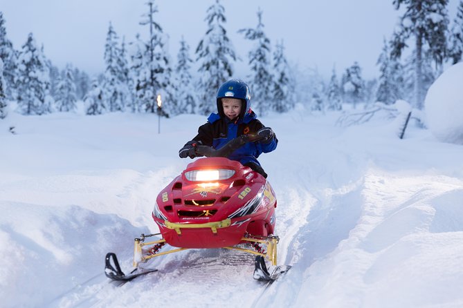The Hidden Place of Santa - Entering the candlelit forest from Safartica in Rovaniemi